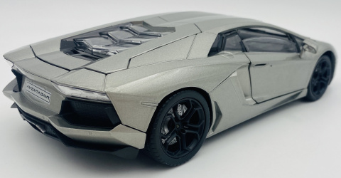 Lamborghini Aventador LP700-4 model 1:18 Motormax 79154 Lamborghini Aventador LP700-4 model 1:18 Motormax 79154