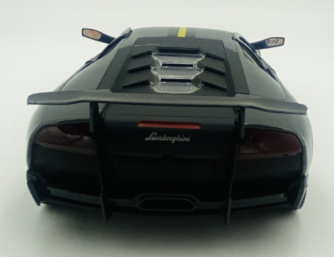 Lamborghini Murcielago LP 670-4 SV 1:24 Motormax 73350 czarny Lamborghini Murcielago LP 670-4 SV 1:24 Motormax 73350 czarny