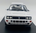 Lancia Delta Integrale (1989) model WB124238 METAL WhiteBox 1:24 biały Lancia Delta Integrale (1989) model WB124238 METAL WhiteBox 1:24 biały