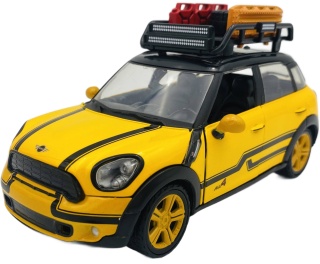 MINI Cooper S Countryman z bagażkiem dachowym model 1:24 Motormax 79752