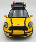MINI Cooper S Countryman z bagażkiem dachowym model 1:24 Motormax 79752