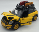 MINI Cooper S Countryman z bagażkiem dachowym model 1:24 Motormax 79752
