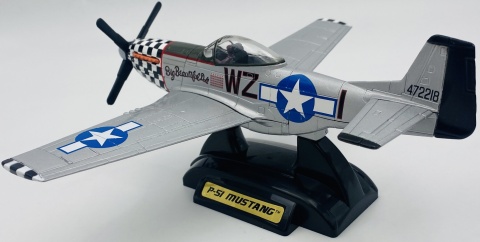 North American P-51 Mustang duży model METAL podstawka Motormax 76370 1:48 North American P-51 Mustang duży model METAL podstawka Motormax 76370 1:48