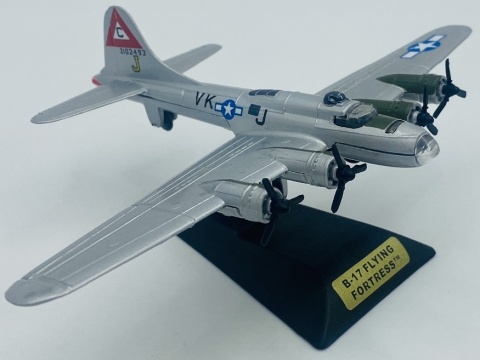 Samolot Boeing B-17 Flying Fortress model podstawka METAL Motormax Samolot Boeing B-17 Flying Fortress model podstawka METAL Motormax