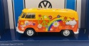 VW Type 2 T1 Flower Power 1:24 Motormax 79563 pomarańczowy