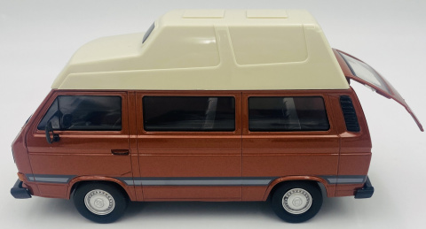 VW Type 2 (T3) camper Westfalia 1:24 Motormax 79594 VW Type 2 (T3) camper Westfalia 1:24 Motormax 79594