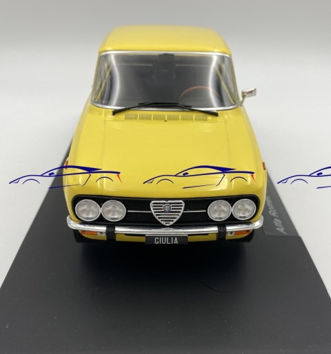 Alfa Romeo Giulia Nuova Super 1974 1:18 model MCG 18334 żółty Alfa Romeo Giulia Nuova Super 1974 1:18 model MCG 18334 żółty