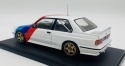 BMW M3 E30 (1989) model WB124244 METAL WhiteBox 1:24 biały