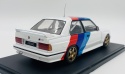 BMW M3 E30 (1989) model WB124244 METAL WhiteBox 1:24 biały