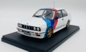 BMW M3 E30 (1989) model WB124244 METAL WhiteBox 1:24 biały