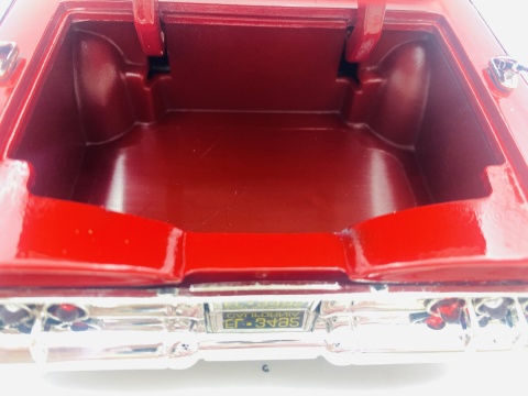 Chevrolet Impala 1960 1:18 Motormax 73110 czerwony Chevrolet Impala 1960 1:18 Motormax 73110 czerwony