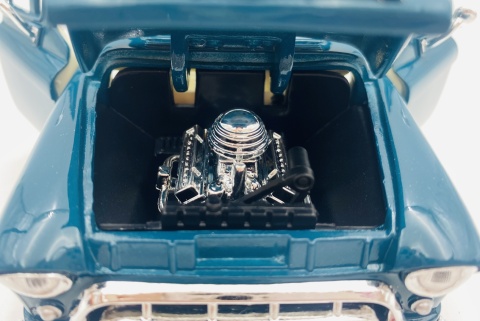 Chevy 3100 Stepside Pickup 1957 model 1:24 Motormax 79381 turkusowy Chevy 3100 Stepside Pickup 1957 model 1:24 Motormax 79381 turkusowy