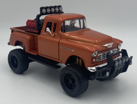Chevy 5100 Stepside 1955 OFF ROAD Series 1:24 Motormax 79133 Chevy 5100 Stepside 1955 OFF ROAD Series 1:24 Motormax 79133