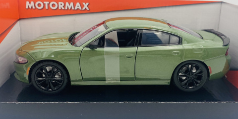 DODGE Charger SXT 2023 model 1:24 Motormax 79387 zielony DODGE Charger SXT 2023 model 1:24 Motormax 79387 zielony