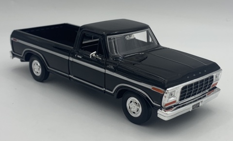 Ford F-150 Custom Pickup 1979 1:24 Motormax 79346 czarny Ford F-150 Custom Pickup 1979 1:24 Motormax 79346 czarny