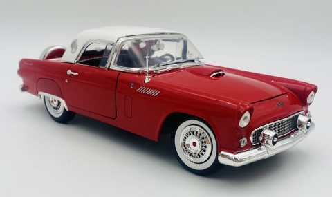 Ford Thunderbird 1956 1:18 model Motormax 73176 czerwony Ford Thunderbird 1956 1:18 model Motormax 73176 czerwony