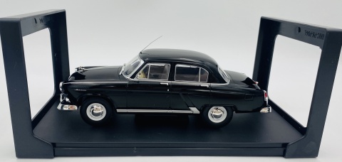 GAZ Wołga Wolga M 21 (1960) model WB124245 METAL WhiteBox 1:24 czarny GAZ Wołga Wolga M 21 (1960) model WB124245 METAL WhiteBox 1:24 czarny