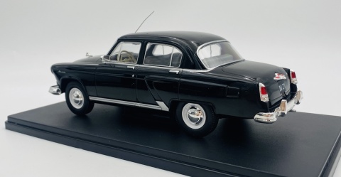 GAZ Wołga Wolga M 21 (1960) model WB124245 METAL WhiteBox 1:24 czarny GAZ Wołga Wolga M 21 (1960) model WB124245 METAL WhiteBox 1:24 czarny