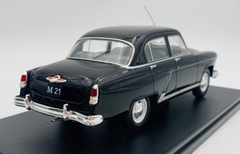 GAZ Wołga Wolga M 21 (1960) model WB124245 METAL WhiteBox 1:24 czarny GAZ Wołga Wolga M 21 (1960) model WB124245 METAL WhiteBox 1:24 czarny