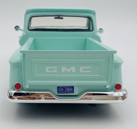 GMC C1000 Fenderside 1966 Pickup 1:24 Motormax 79379 jasny zielony GMC C1000 Fenderside 1966 Pickup 1:24 Motormax 79379 jasny zielony