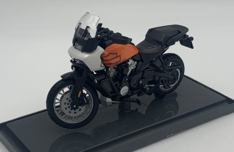 HARLEY-DAVIDSON Pan America 1250 2021 1:18 Maisto pomarańczowy HARLEY-DAVIDSON Pan America 1250 2021 1:18 Maisto pomarańczowy