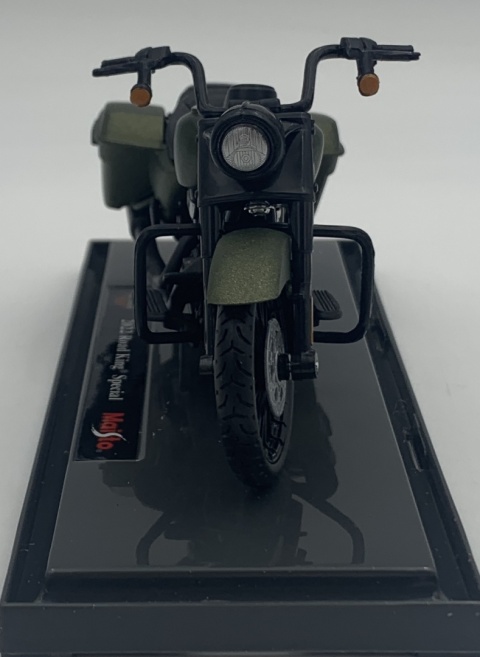 HARLEY-DAVIDSON Road King Special 2022 1:18 Maisto zielony HARLEY-DAVIDSON Road King Special 2022 1:18 Maisto zielony