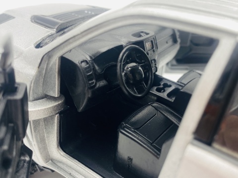 RAM 1500 Crew Cab Laramie 2019 1:27 Motormax 79357 szary RAM 1500 Crew Cab Laramie 2019 1:27 Motormax 79357 szary