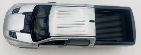 RAM 1500 Crew Cab Laramie 2019 1:27 Motormax 79357 szary RAM 1500 Crew Cab Laramie 2019 1:27 Motormax 79357 szary