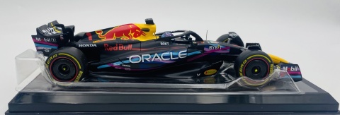 RB19 F1 RedBull 2023 #1 Max Verstappen GP MIAMI gablotka Bburago 1:24 RB19 F1 RedBull 2023 #1 Max Verstappen GP MIAMI gablotka Bburago 1:24