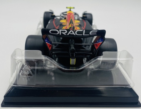 RB19 F1 RedBull 2023 #11 Perez gablotka Bburago 1:24 RB19 F1 RedBull 2023 #11 Perez gablotka Bburago 1:24