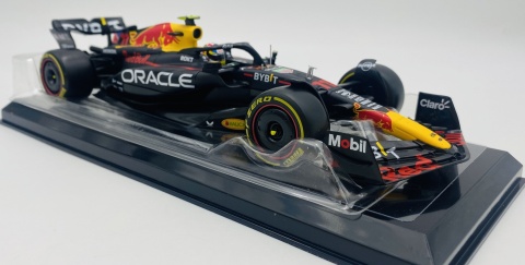 RB19 F1 RedBull 2023 #11 Perez gablotka Bburago 1:24 RB19 F1 RedBull 2023 #11 Perez gablotka Bburago 1:24