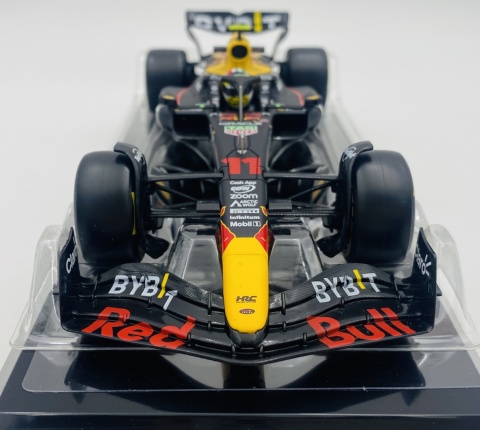 RB19 F1 RedBull 2023 #11 Perez gablotka Bburago 1:24 RB19 F1 RedBull 2023 #11 Perez gablotka Bburago 1:24