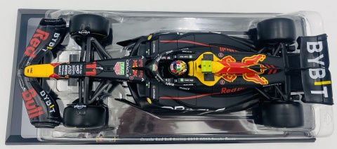 RB19 F1 RedBull 2023 #11 Perez gablotka Bburago 1:24 RB19 F1 RedBull 2023 #11 Perez gablotka Bburago 1:24
