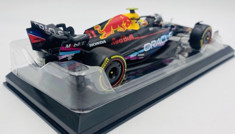 RB19 F1 RedBull 2023 #11 Sergio Perez GP MIAMI gablotka Bburago 1:24 RB19 F1 RedBull 2023 #11 Sergio Perez GP MIAMI gablotka Bburago 1:24