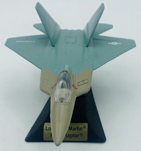 Samolot Lockheed Martin F-22 Raptor podstawka METAL Motormax