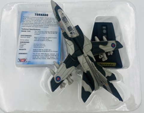 Samolot Panavia Tornado podstawka METAL Motormax