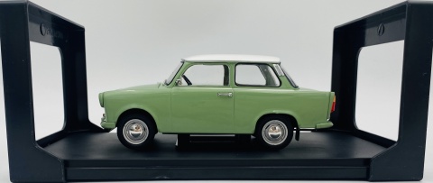 Trabant 601 (1965) model WB124241 METAL WhiteBox 1:24 zielony Trabant 601 (1965) model WB124241 METAL WhiteBox 1:24 zielony