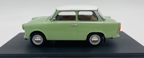 Trabant 601 (1965) model WB124241 METAL WhiteBox 1:24 zielony Trabant 601 (1965) model WB124241 METAL WhiteBox 1:24 zielony