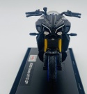 YAMAHA MT-10 SP 2023 model na podstawce 1:18 Maisto