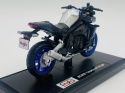 YAMAHA MT-10 SP 2023 model na podstawce 1:18 Maisto