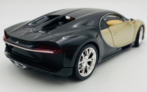 BUGATTI Chiron MODEL metal WELLY 1:24 złoty