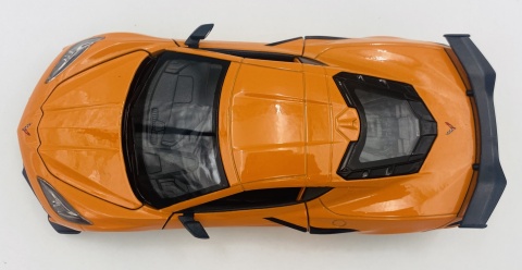 Chevrolet CORVETTE 2023 model 24120 Welly 1:24 pomarańczowy