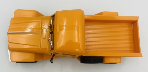 Jeep WILLYS Pickup 1947 model 24116 Welly 1:24 pomarańczowy