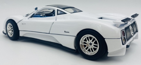 PAGANI Zonda C12 1:18 model Motormax 73147 biały