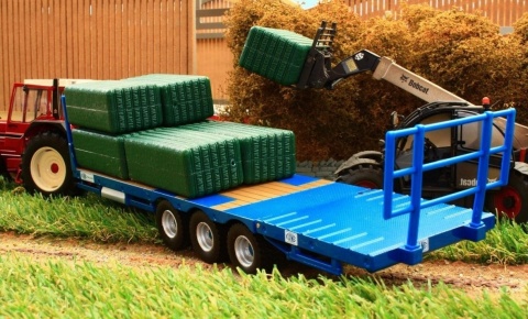 Przyczepa do słomy KANE 1:32 Britains 43218