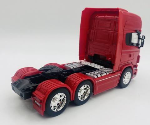 Scania V8 R730 3 osiowy ciągnik siodłowy model WELLY 32670 1:32 czerwony