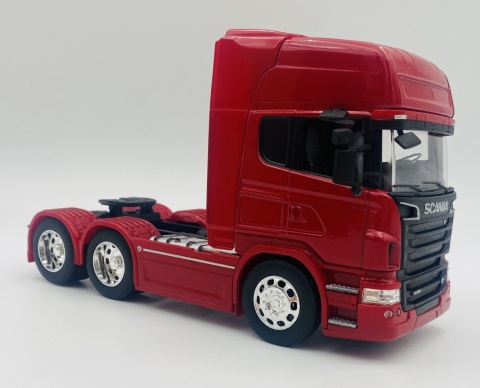 Scania V8 R730 3 osiowy ciągnik siodłowy model WELLY 32670 1:32 czerwony