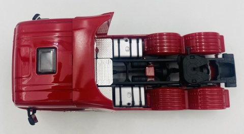 Scania V8 R730 3 osiowy ciągnik siodłowy model WELLY 32670 1:32 czerwony