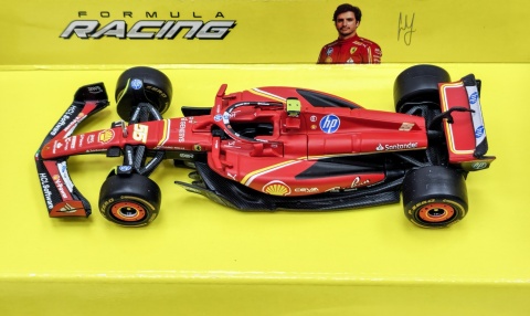 ZESTAW Ferrari F1 #55 C. Sainz Pit Stop diorama 2024 SF-24 BBurago 1:43