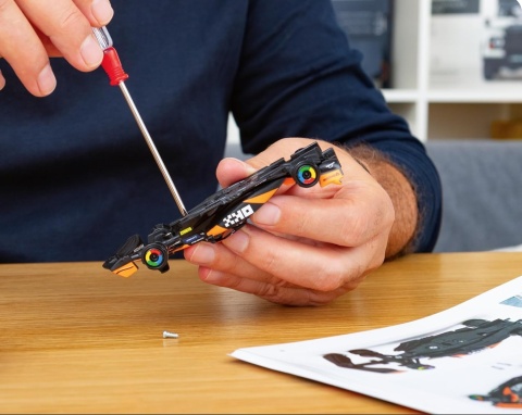 ZESTAW McLaren F1 Norris Piastri 2024 MCL38 kalendarz adwentowy 1:43